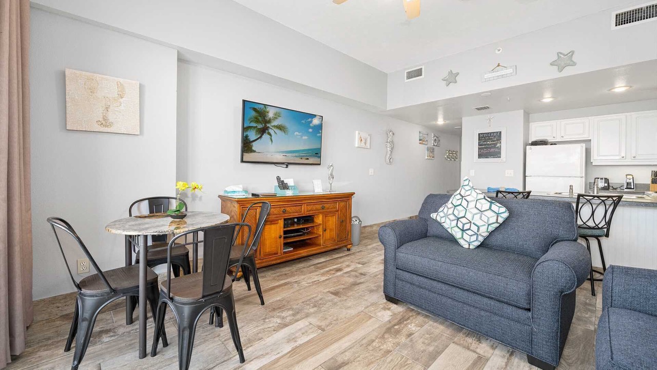 Photo of Livingroom in Brush - Stewarts