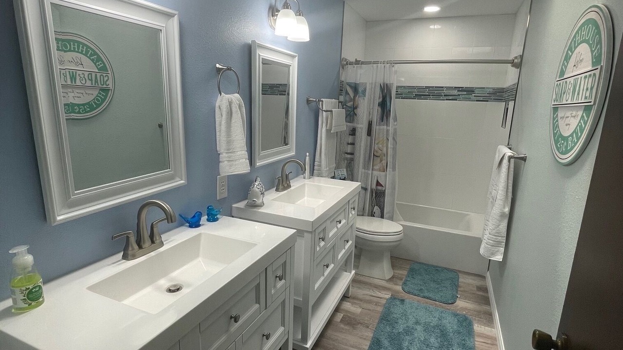 Photo of Bathroom in Deltona Lakes