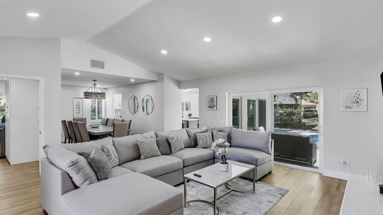 Photo of Livingroom in Coral Springs