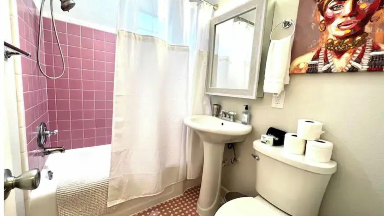 Photo of Bathroom in Mango Groves