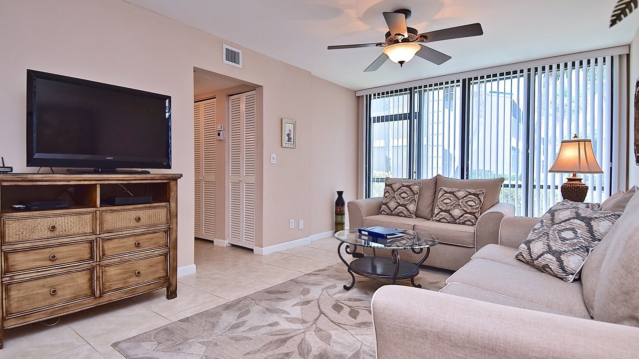 Photo of Livingroom in Siesta Key