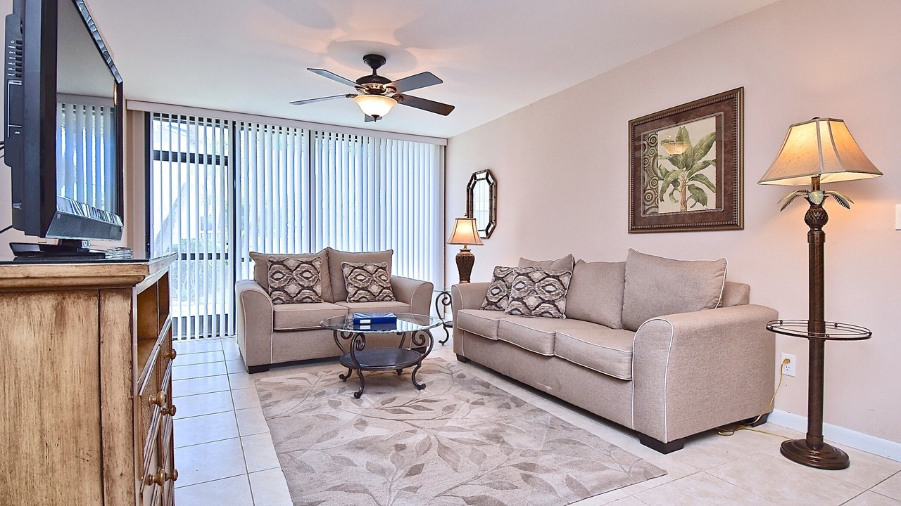 Photo of Livingroom in Siesta Key