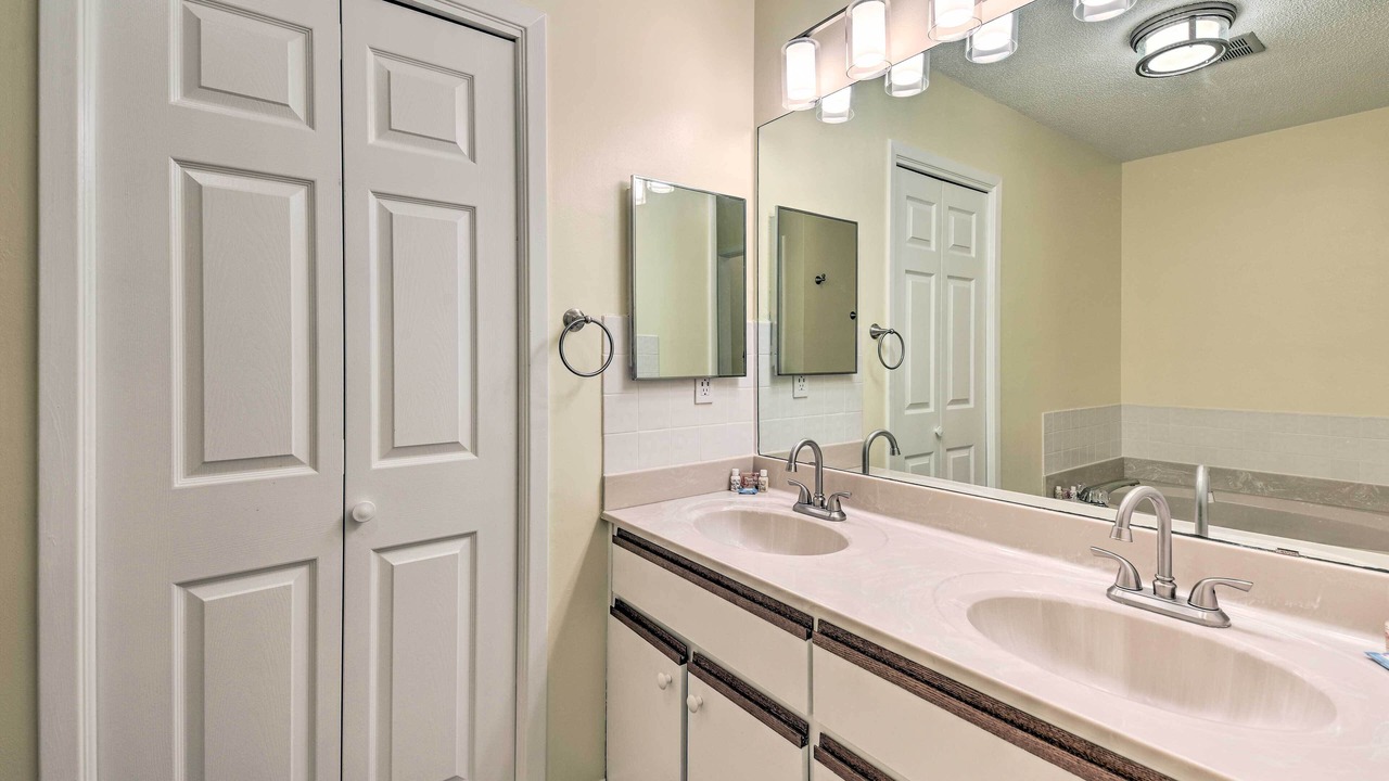 Photo of Bathroom in Niceville