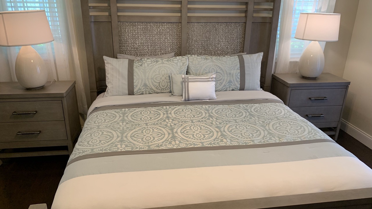 Photo of Bedroom in Edgewater