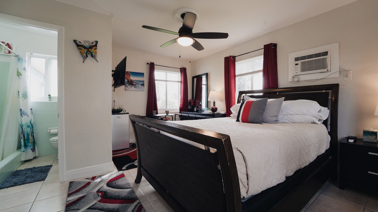 Photo of Bedroom in Edgewood