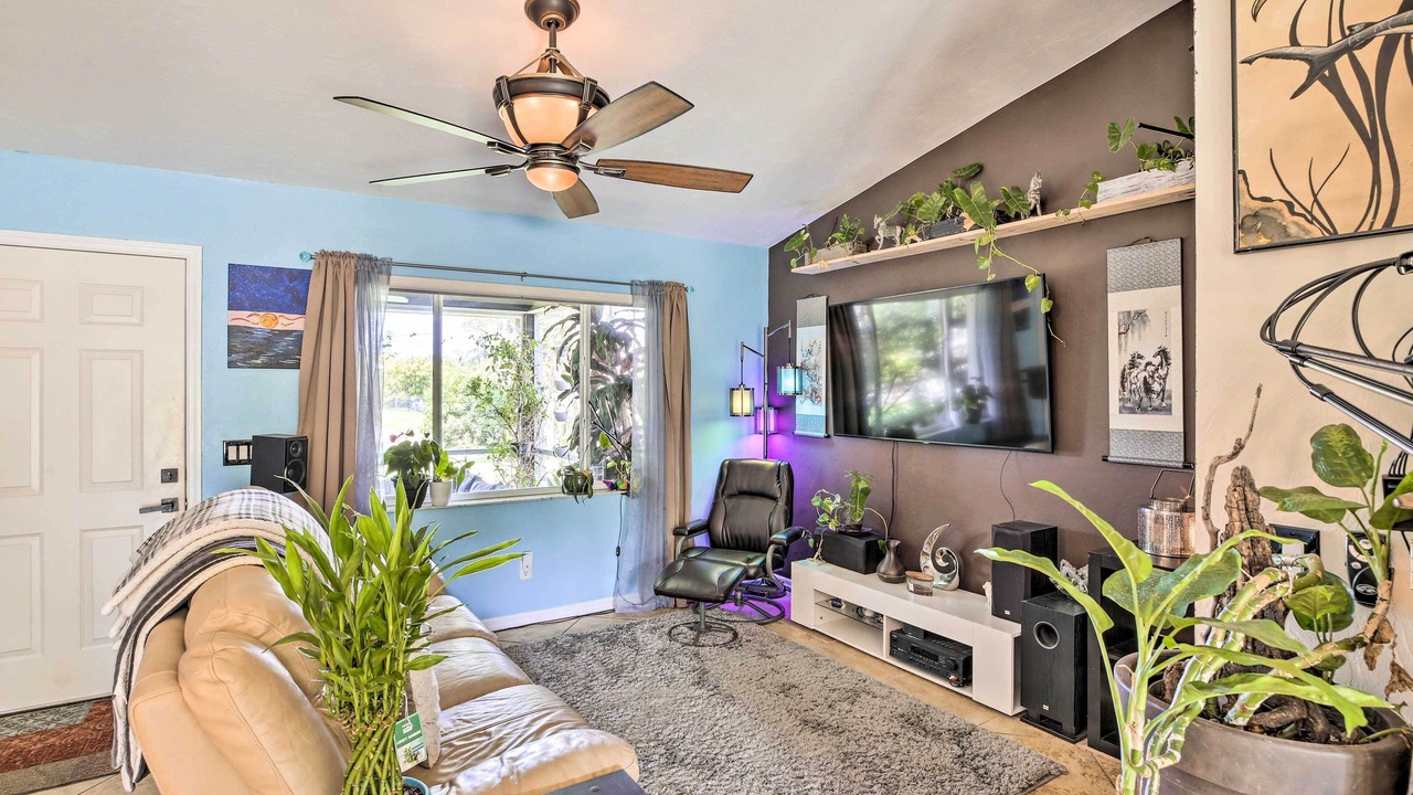 Photo of Bedroom in San Carlos Park