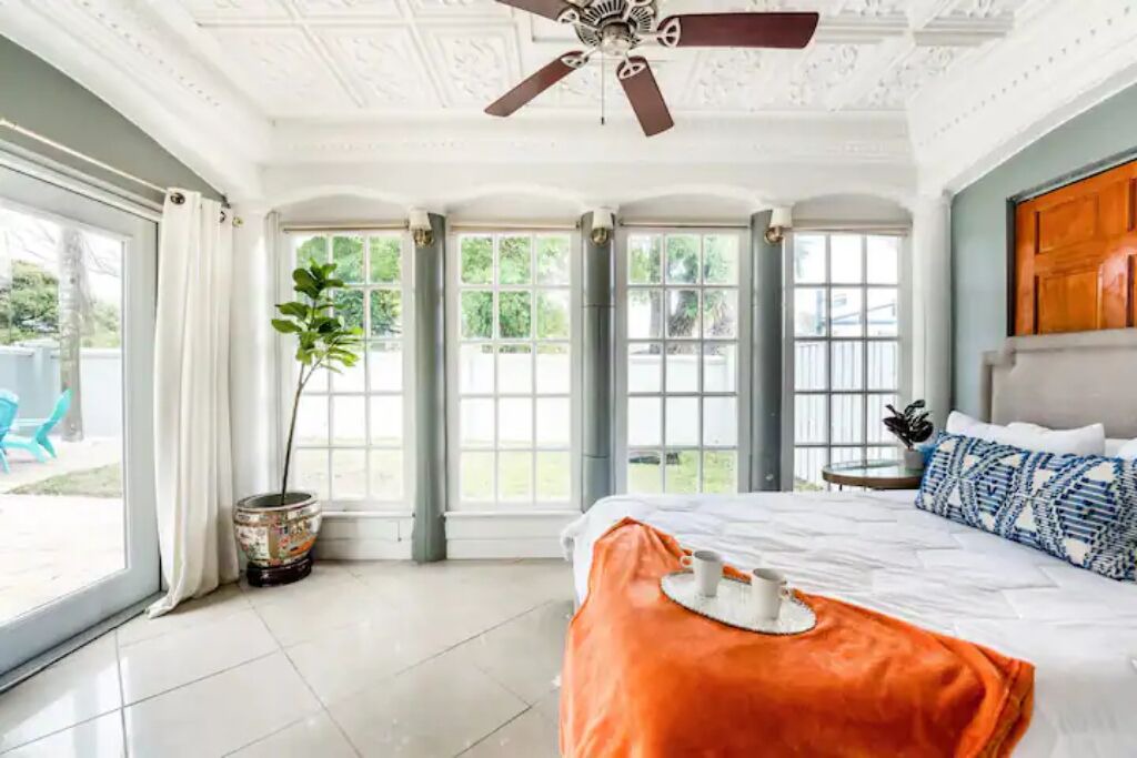 Photo of Bedroom in Fairview Shores