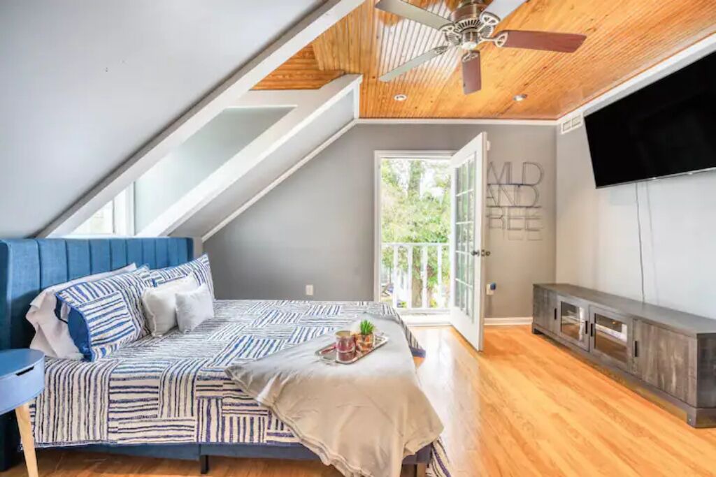 Photo of Bedroom in Fairview Shores