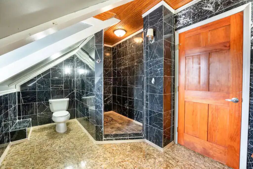 Photo of Bathroom in Fairview Shores