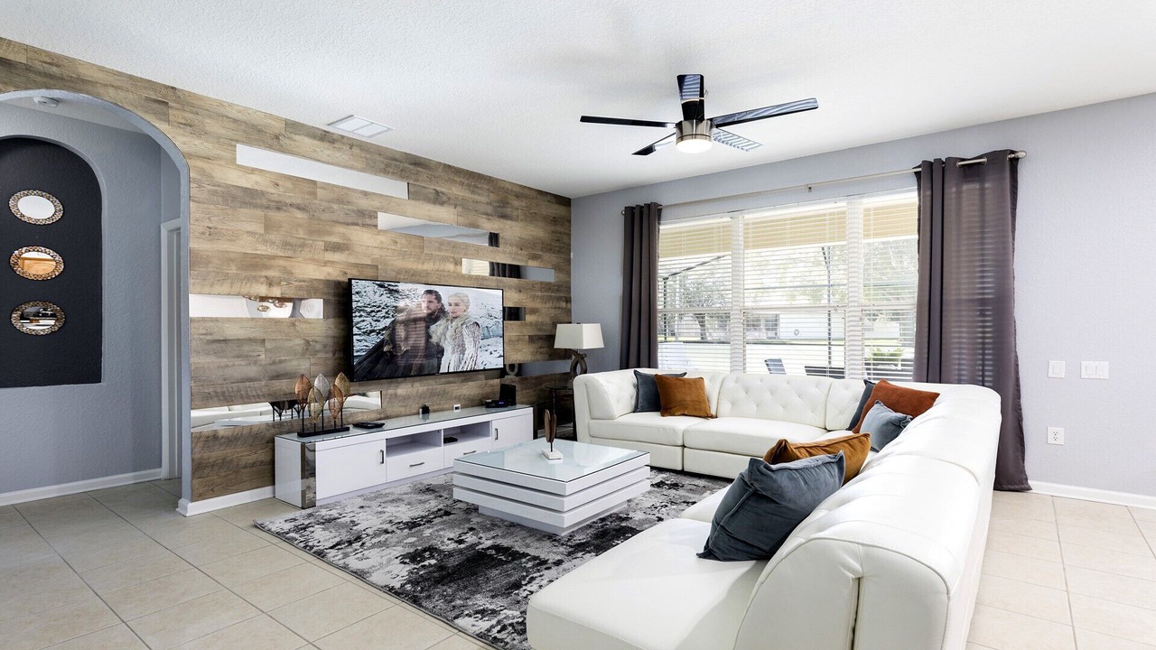 Photo of Livingroom in Windsor Hills