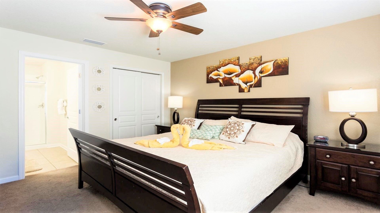 Photo of Bedroom in Windsor Hills