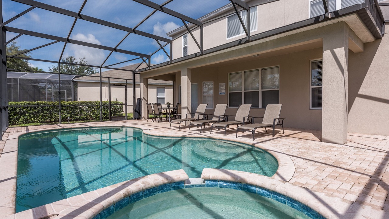Photo of Outdoor in Windsor Hills