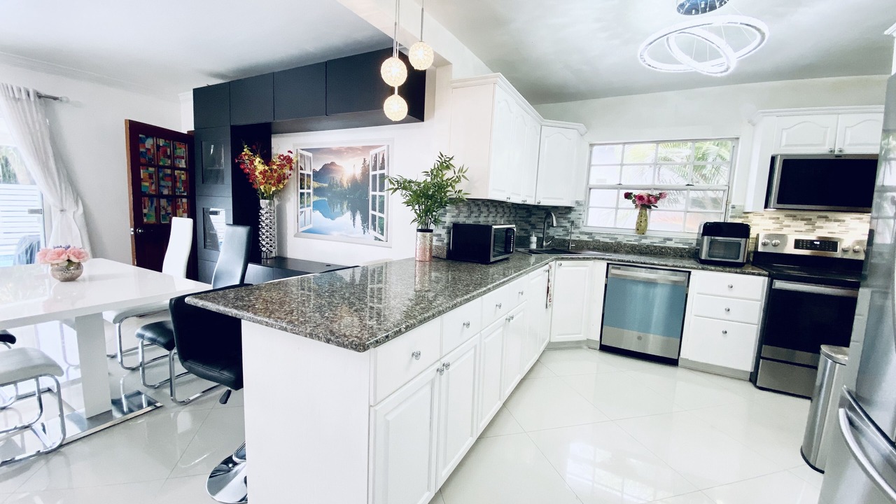 Photo of Kitchen in Surfside