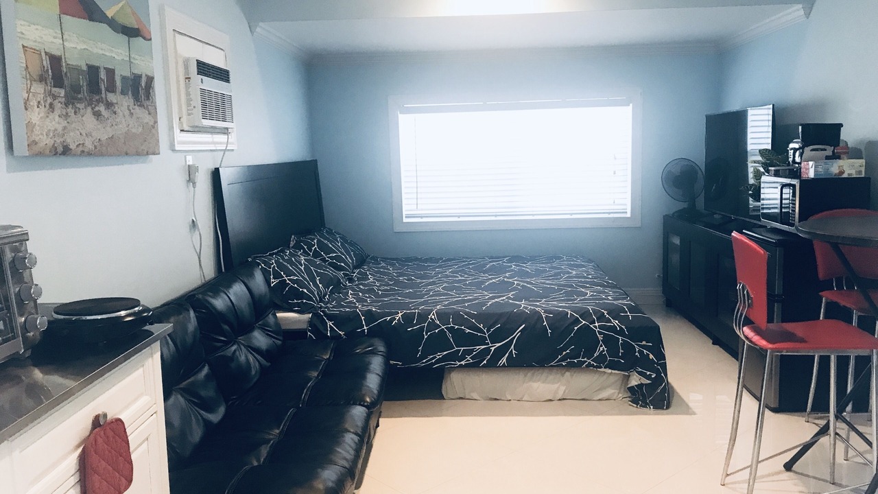 Photo of Bedroom in Surfside