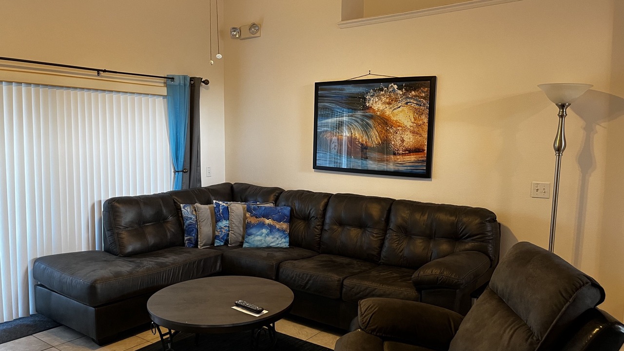 Photo of Livingroom in Bridgewater Crossing
