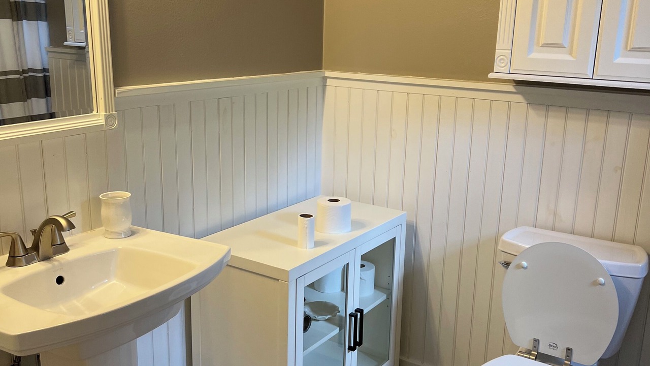 Photo of Bathroom in Umatilla