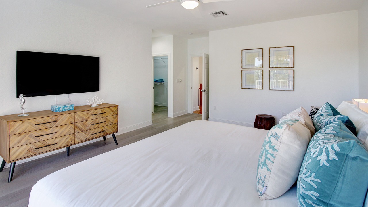 Photo of Bedroom in Lauderdale-by-the-Sea