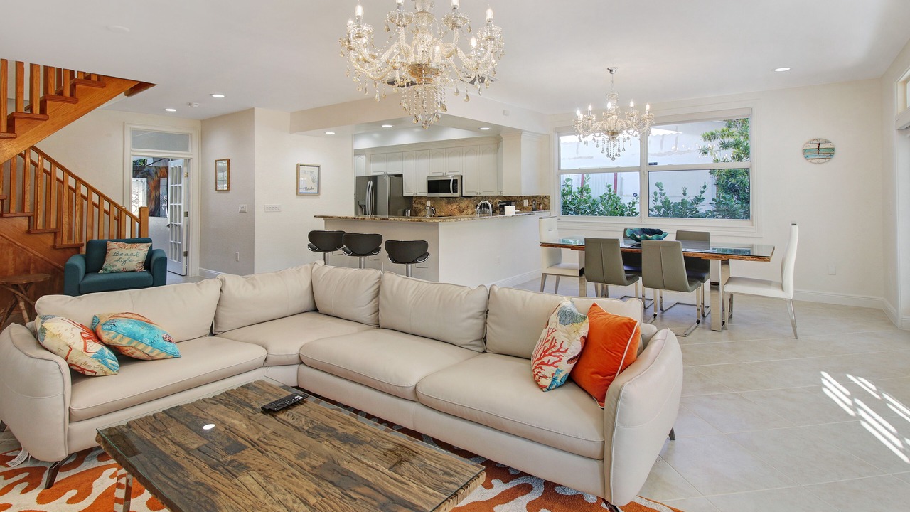 Photo of Livingroom in Lauderdale-by-the-Sea