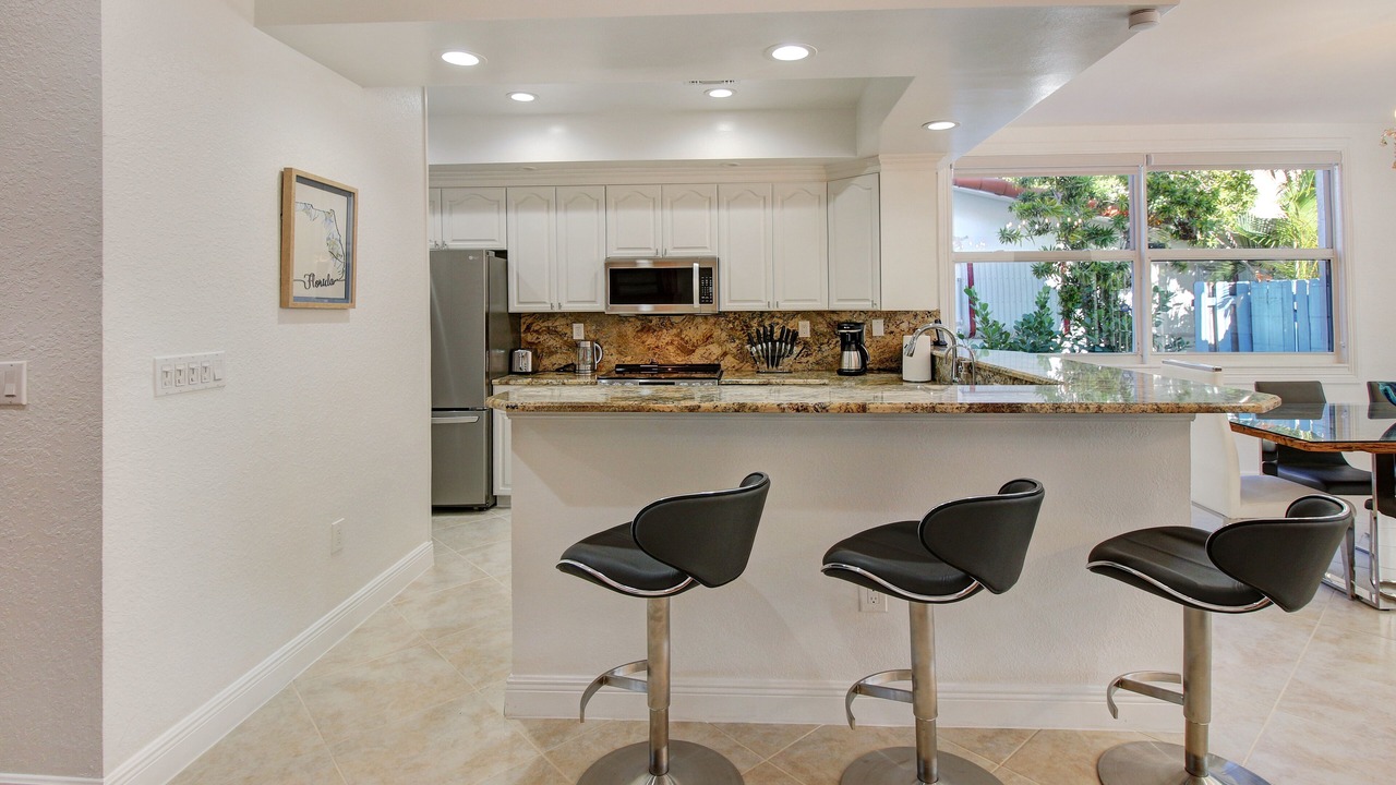 Photo of Kitchen in Lauderdale-by-the-Sea