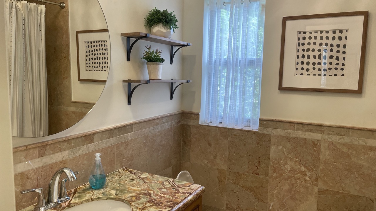 Photo of Bathroom in Buena Vista