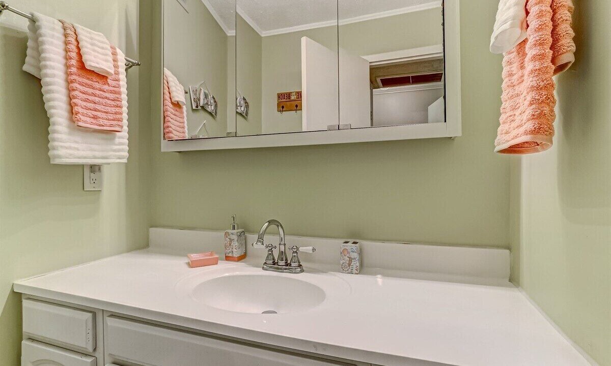 Photo of Bathroom in Fernandina Beach