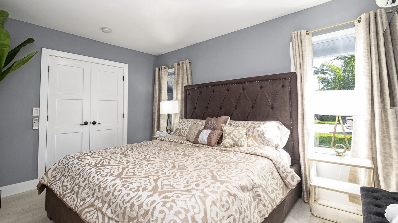 Photo of Bedroom in Tarpon River