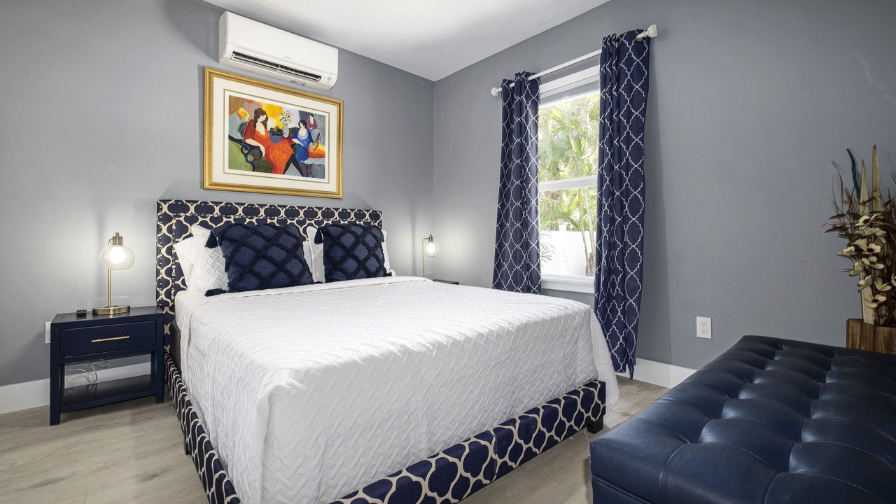 Photo of Bedroom in Tarpon River