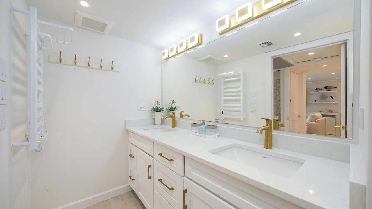 Photo of Bathroom in Moorings