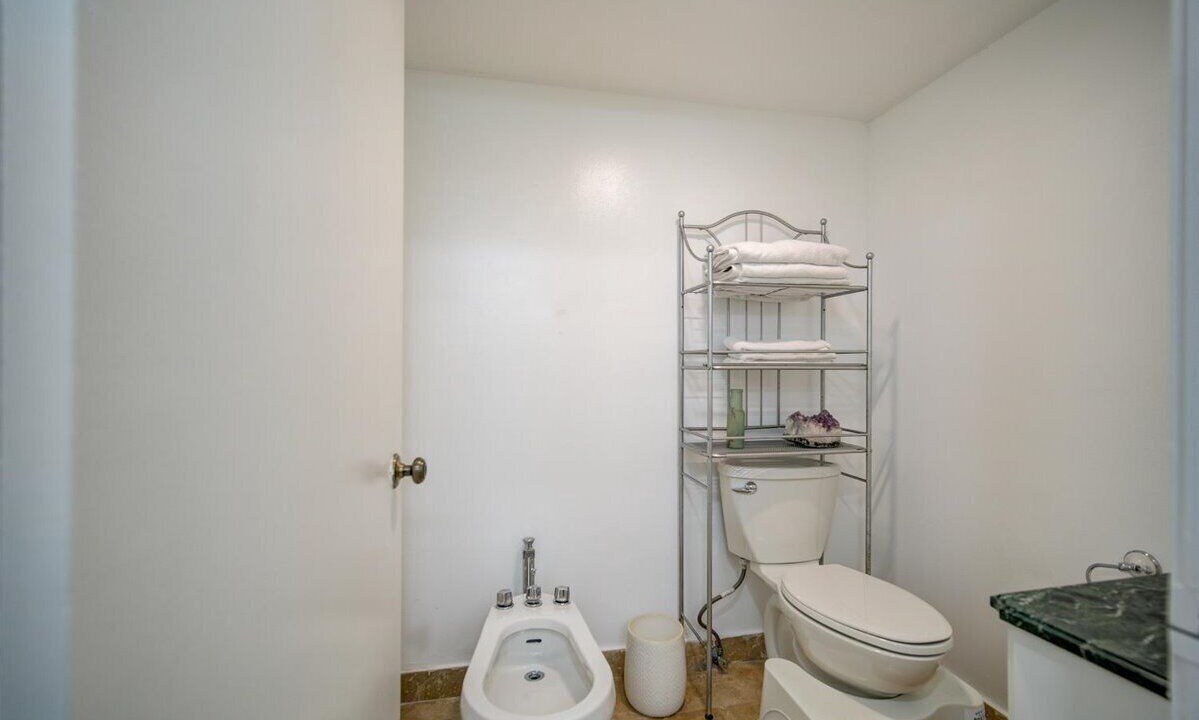 Photo of Bathroom in Key Biscayne