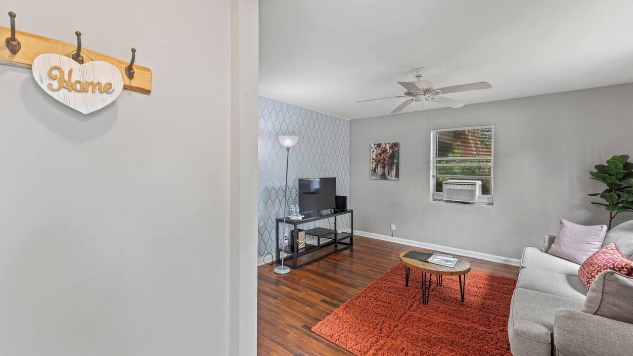 Photo of Livingroom in Riverside