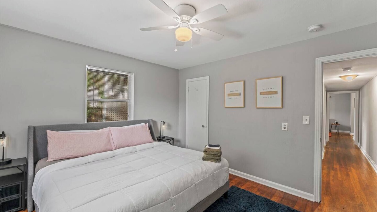 Photo of Bedroom in Riverside