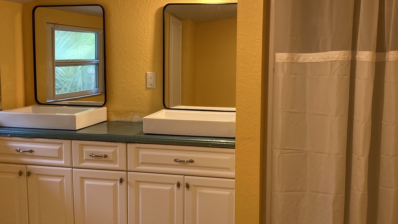 Photo of Bathroom in Ozona