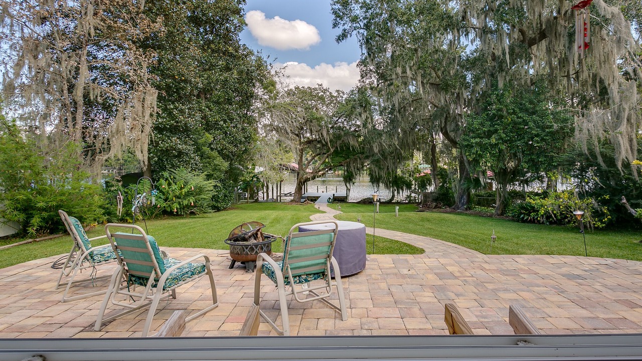 Photo of Patio Balcony in Doctors Inlet