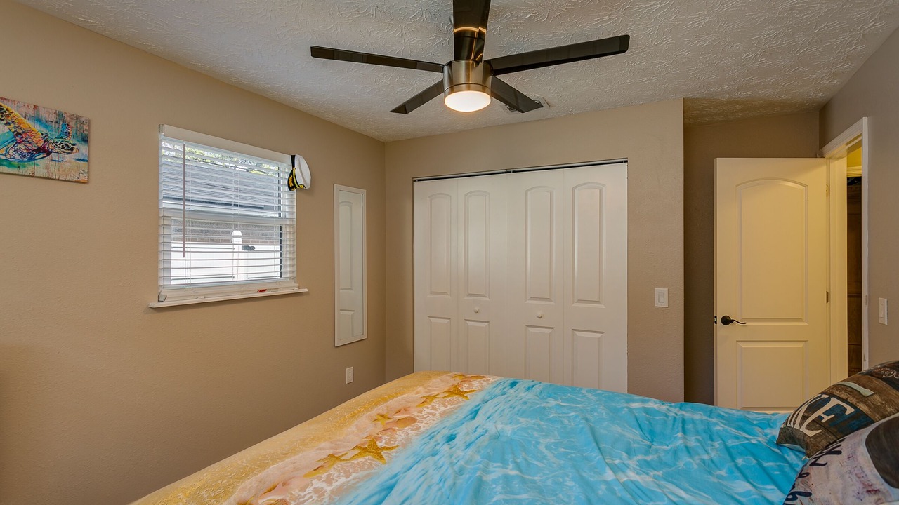 Photo of Bedroom in Doctors Inlet