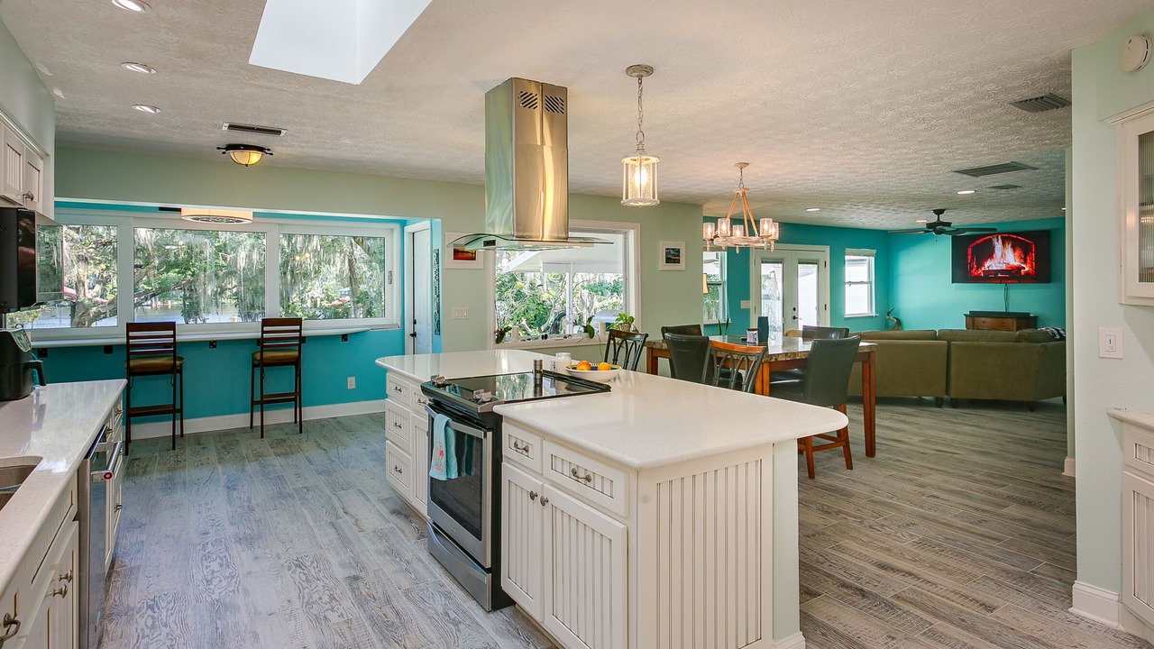 Photo of Kitchen in Doctors Inlet