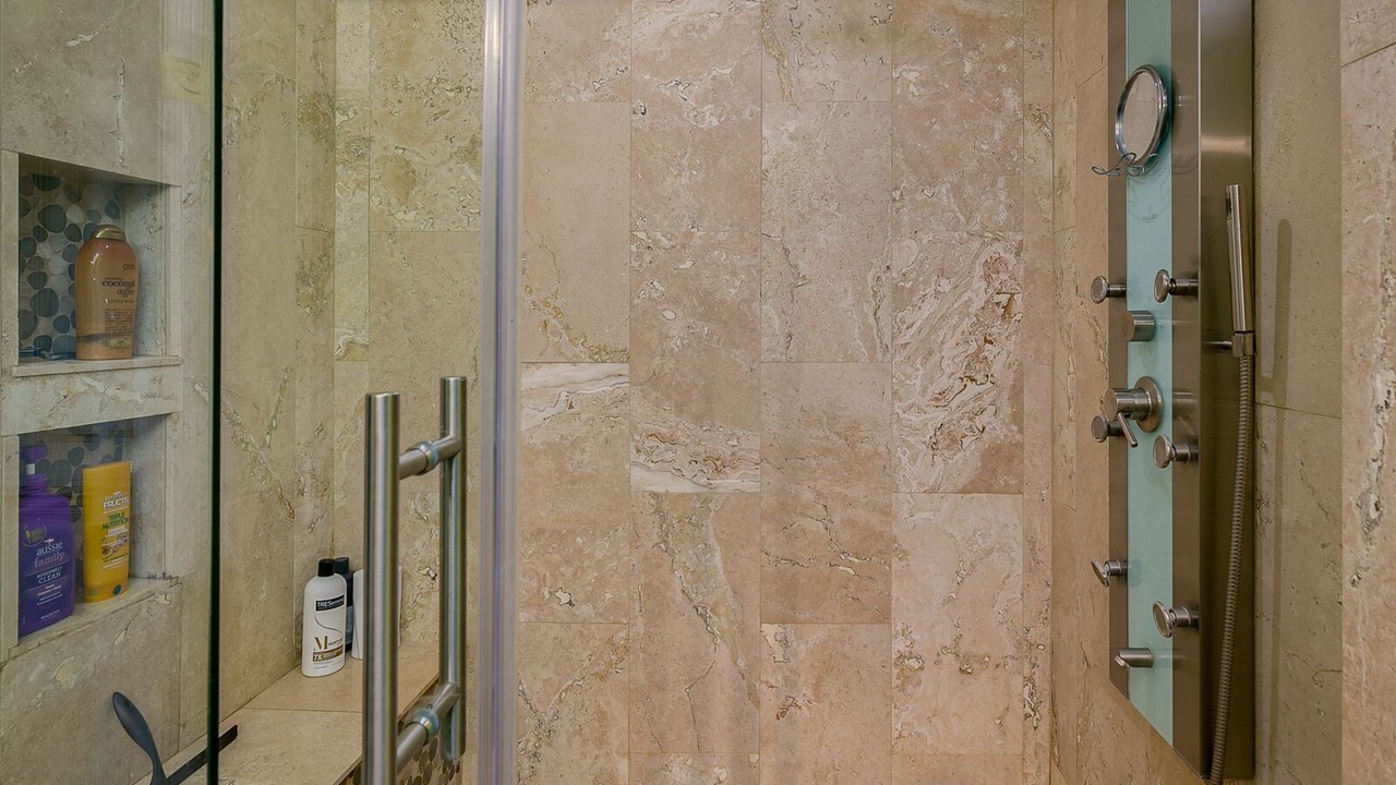 Photo of Bathroom in Doctors Inlet