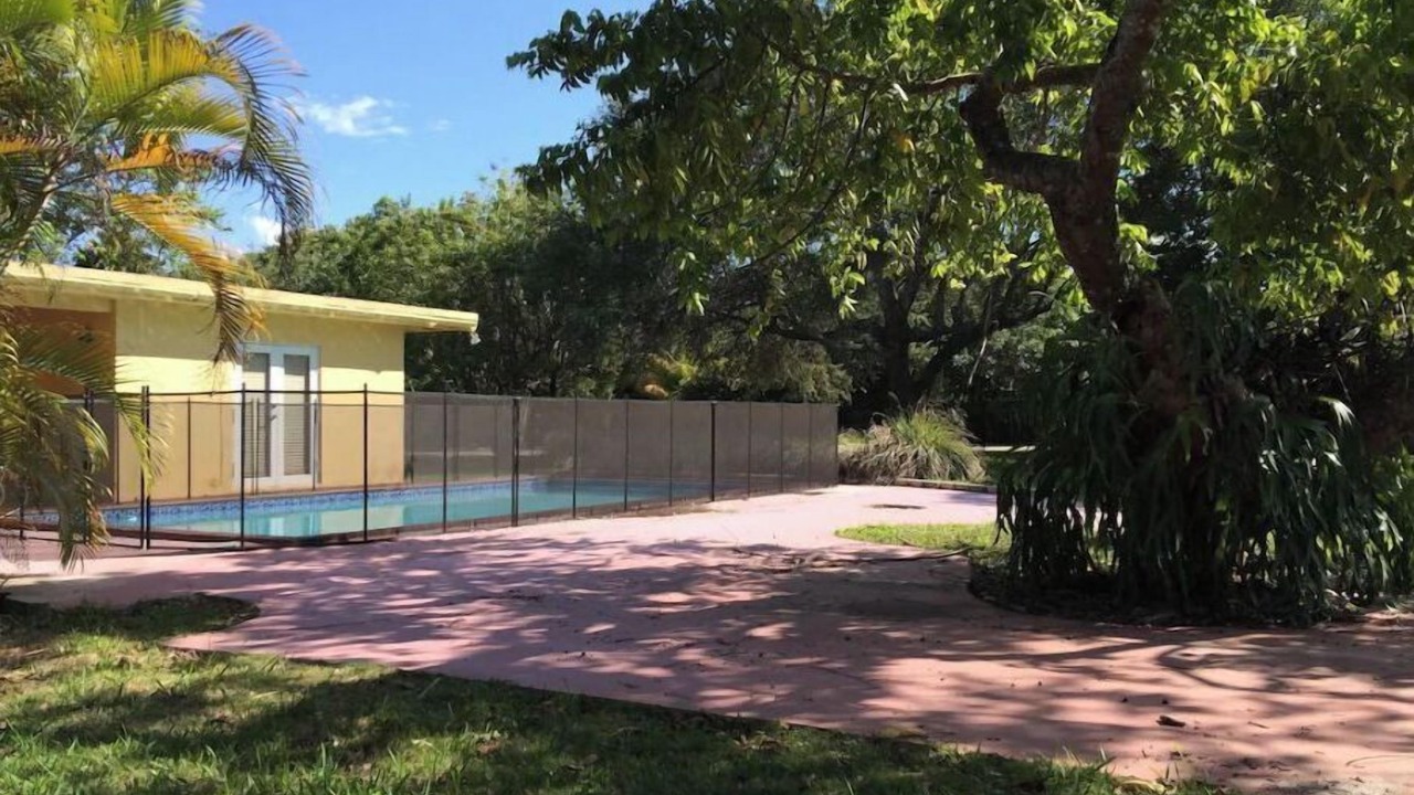Photo of Outdoor in Pinecrest