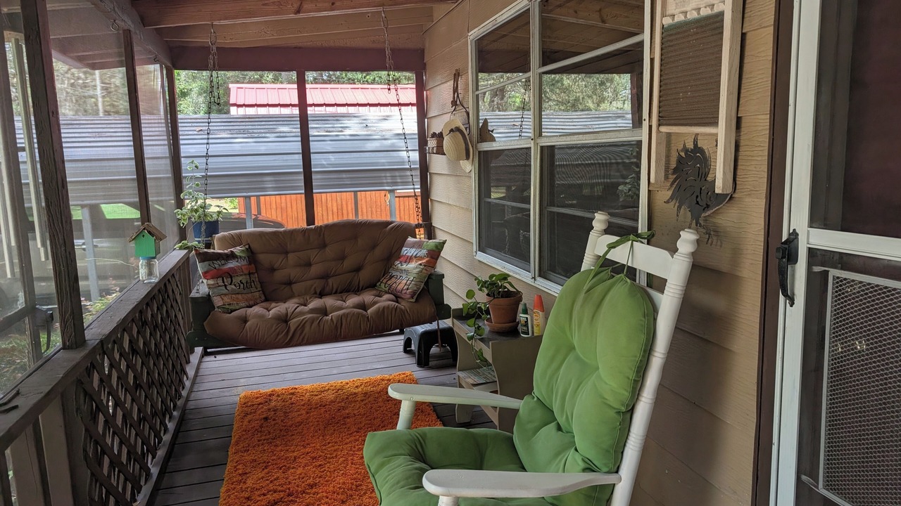 Photo of Patio Balcony in Salt Springs