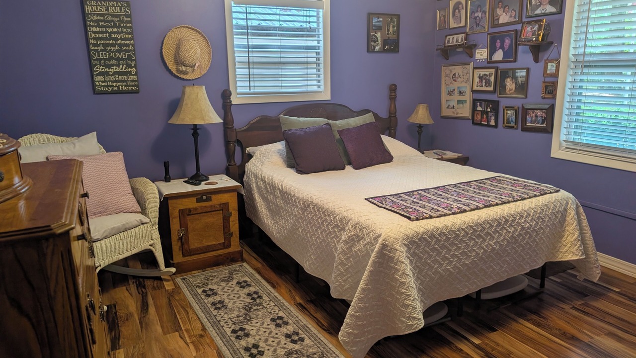 Photo of Bedroom in Salt Springs