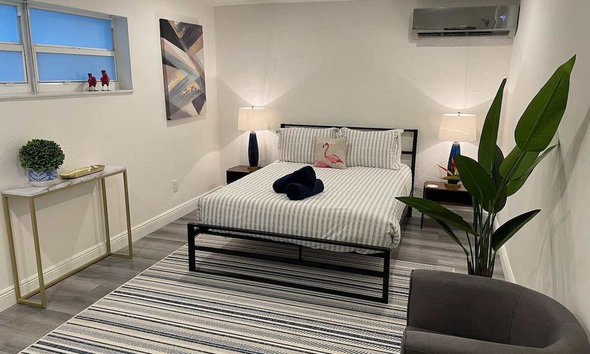 Photo of Bedroom in Sunset