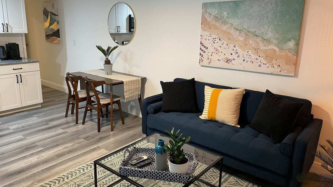 Photo of Livingroom in Sunset