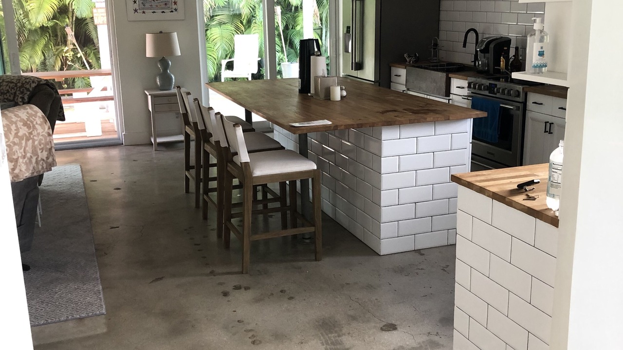 Photo of Kitchen in Tropic Isle