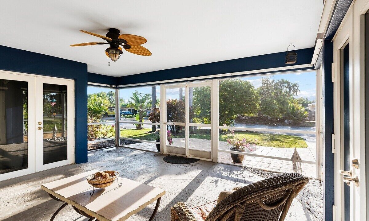 Photo of Patio Balcony in South Corals