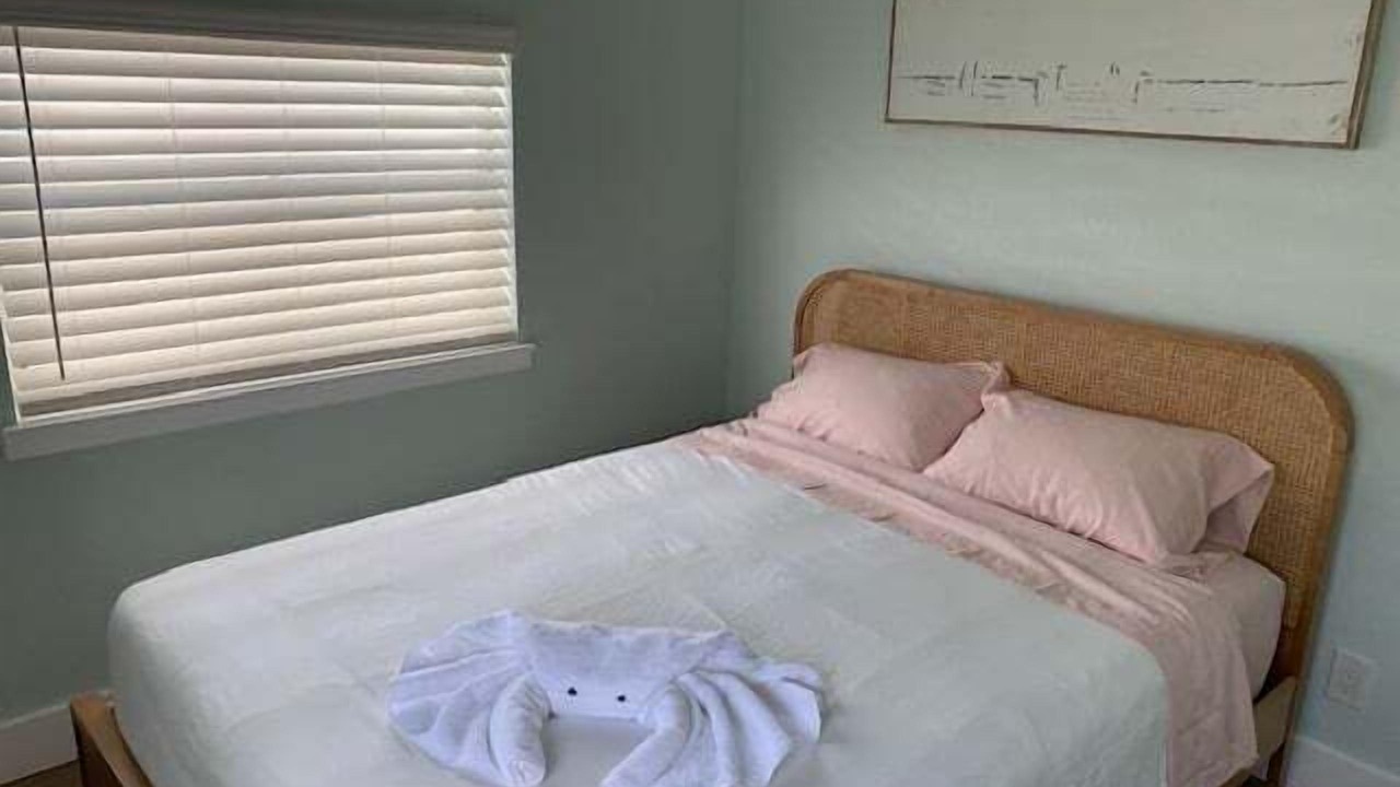 Photo of Bedroom in Redington Beach