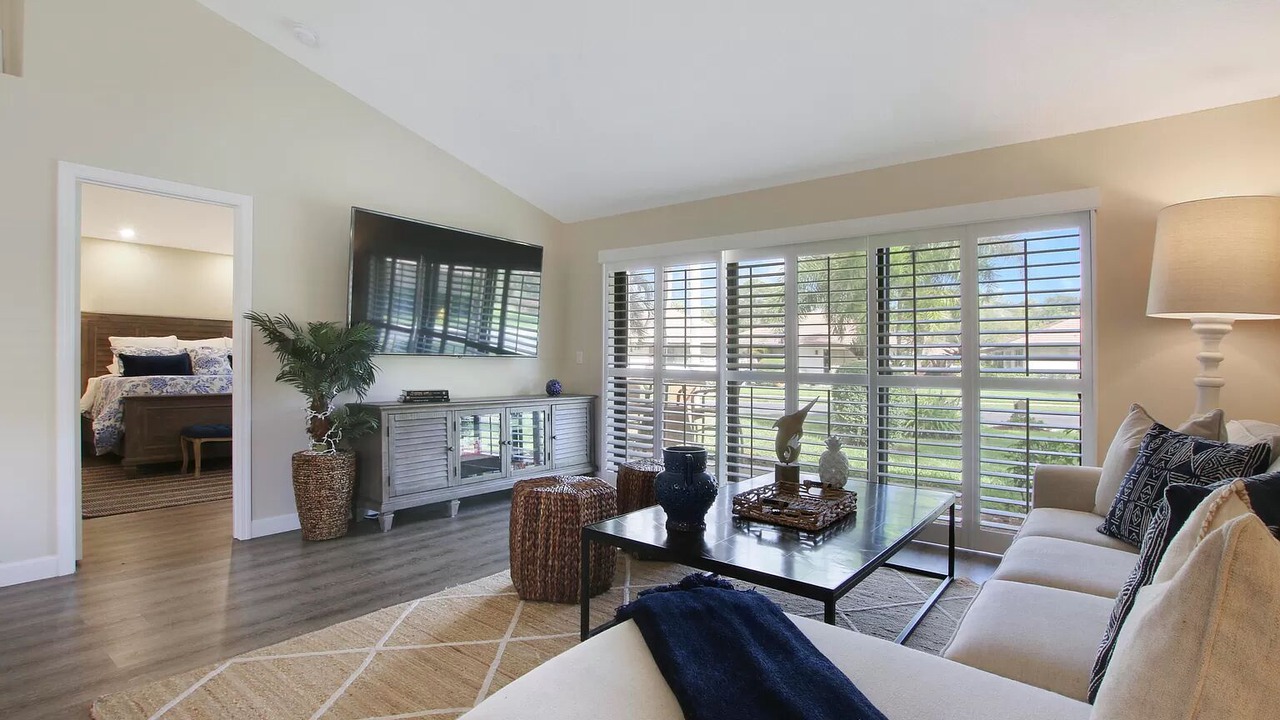 Photo of Livingroom in Palm Beach Gardens