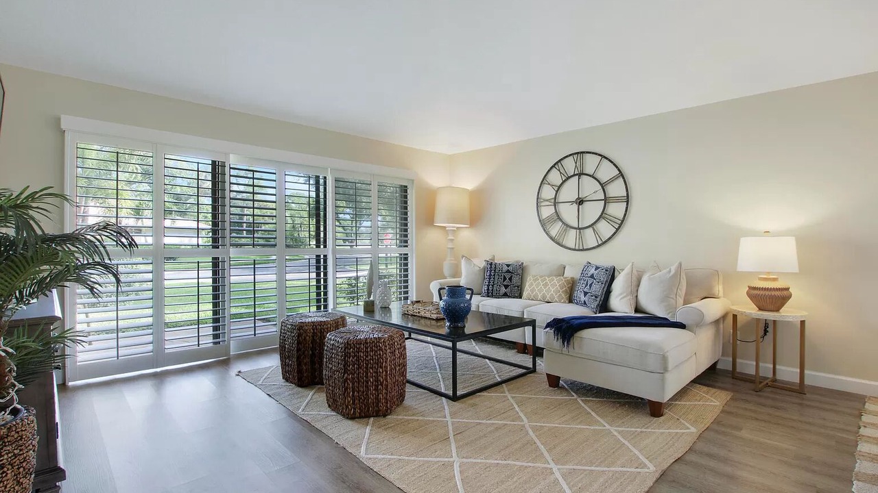 Photo of Livingroom in Palm Beach Gardens