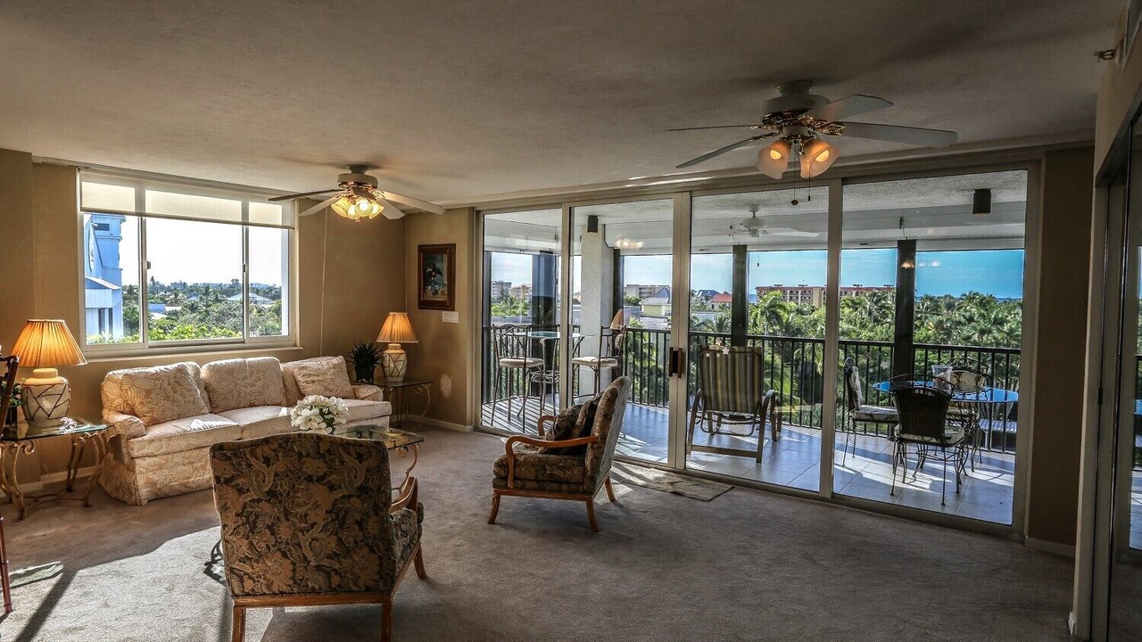 Photo of Patio Balcony in Mid Island