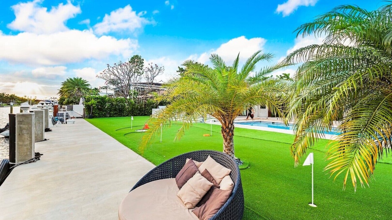 Photo of Outdoor in Hollywood South Central Beach