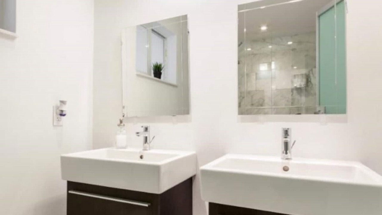 Photo of Bathroom in The Roads
