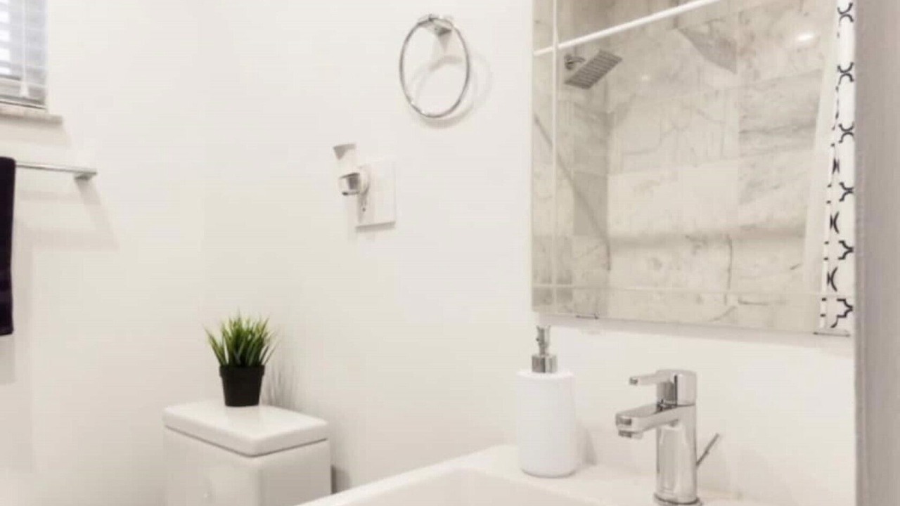 Photo of Bathroom in The Roads